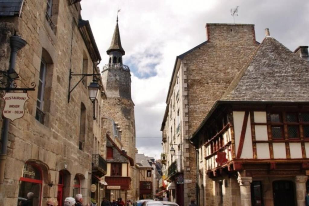 T2 Situe Au Coeur Du Centre Historique De Dinan 아파트 외부 사진